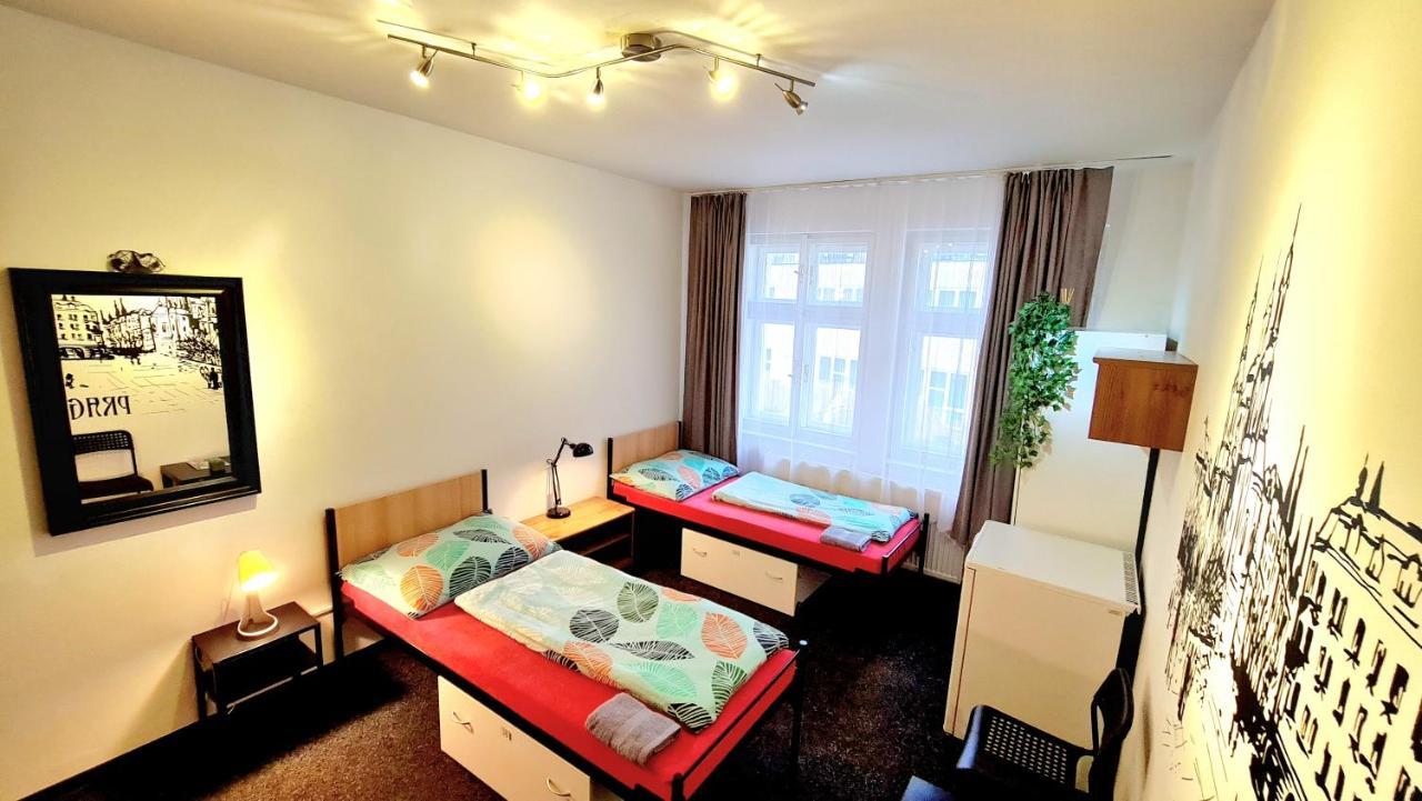 Thai Sun Hostel Prága Kültér fotó