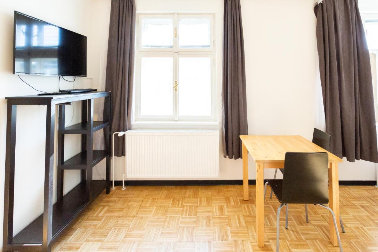Thai Sun Hostel Prága Kültér fotó