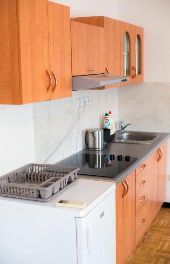 Thai Sun Hostel Prága Kültér fotó