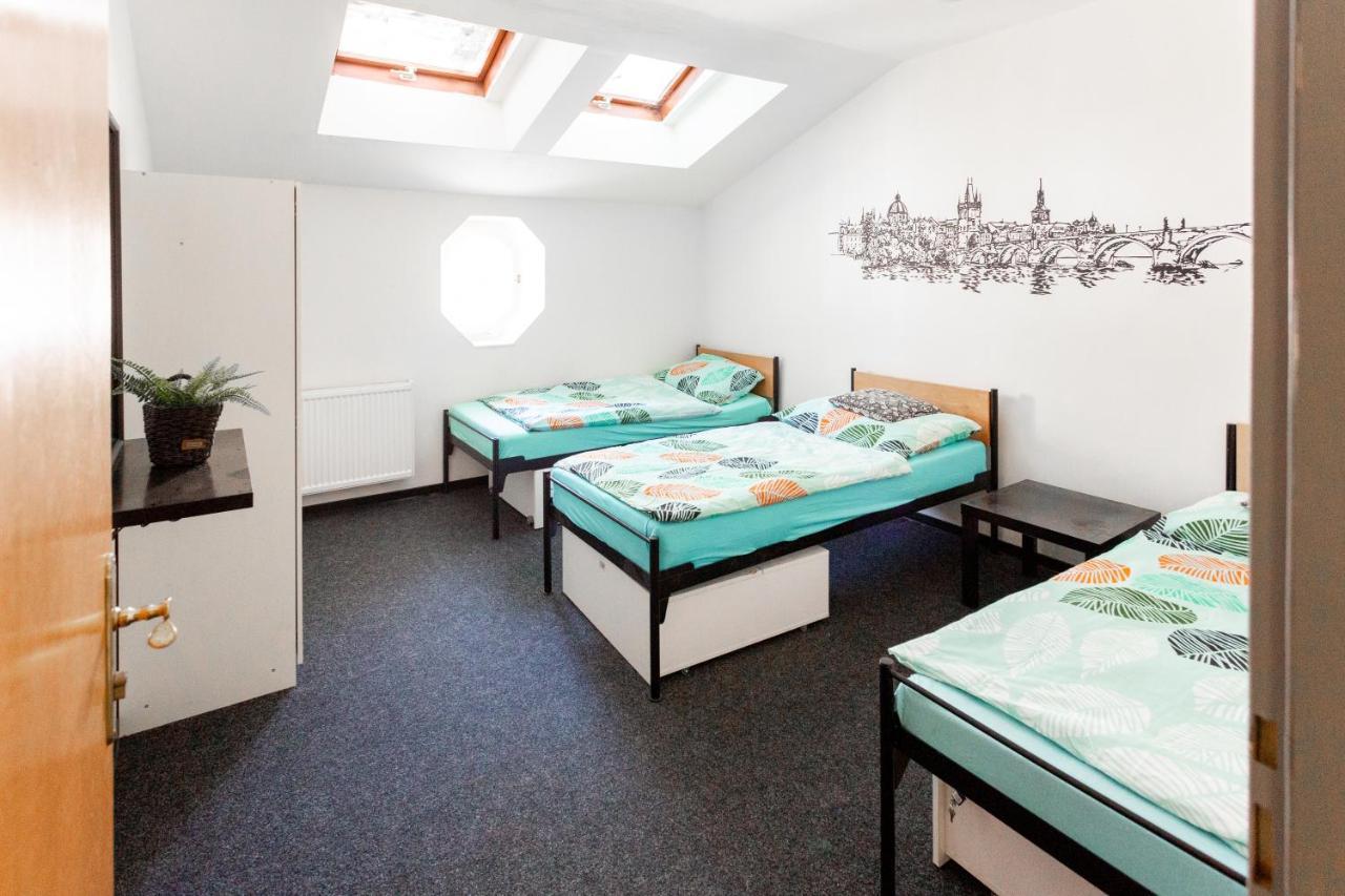 Thai Sun Hostel Prága Szoba fotó