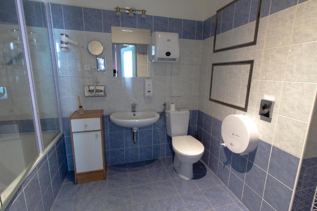 Thai Sun Hostel Prága Kültér fotó